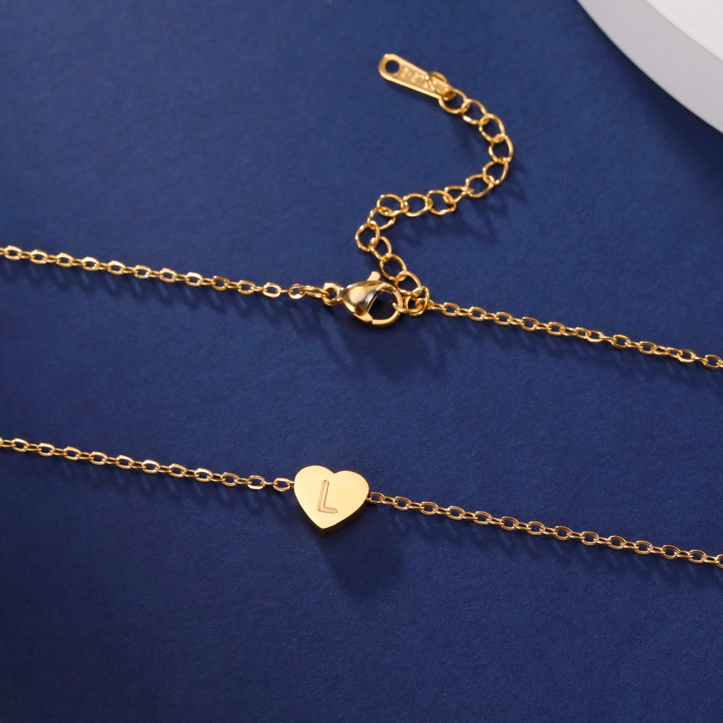 Lumen - Collier cœur avec lettre personnalisé