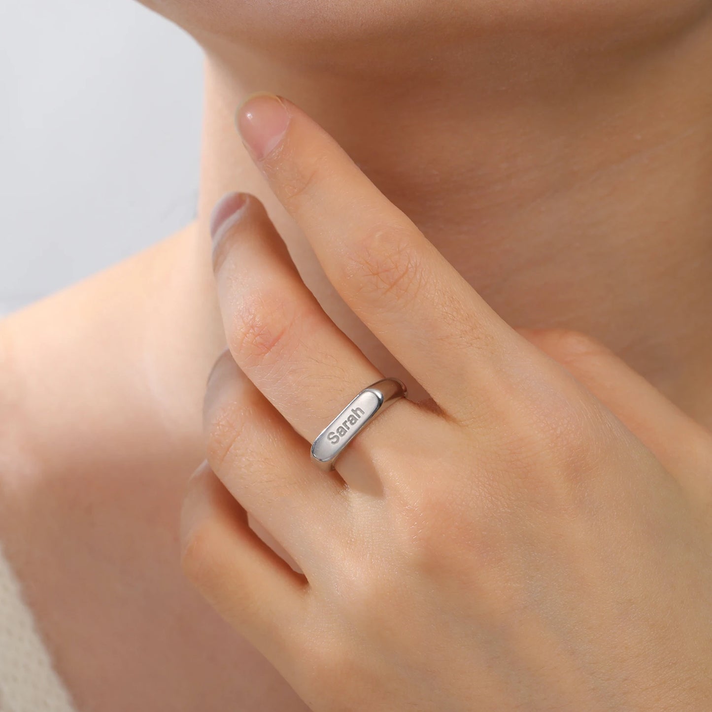 Regale - Bague avec texte et symboles personnalisée