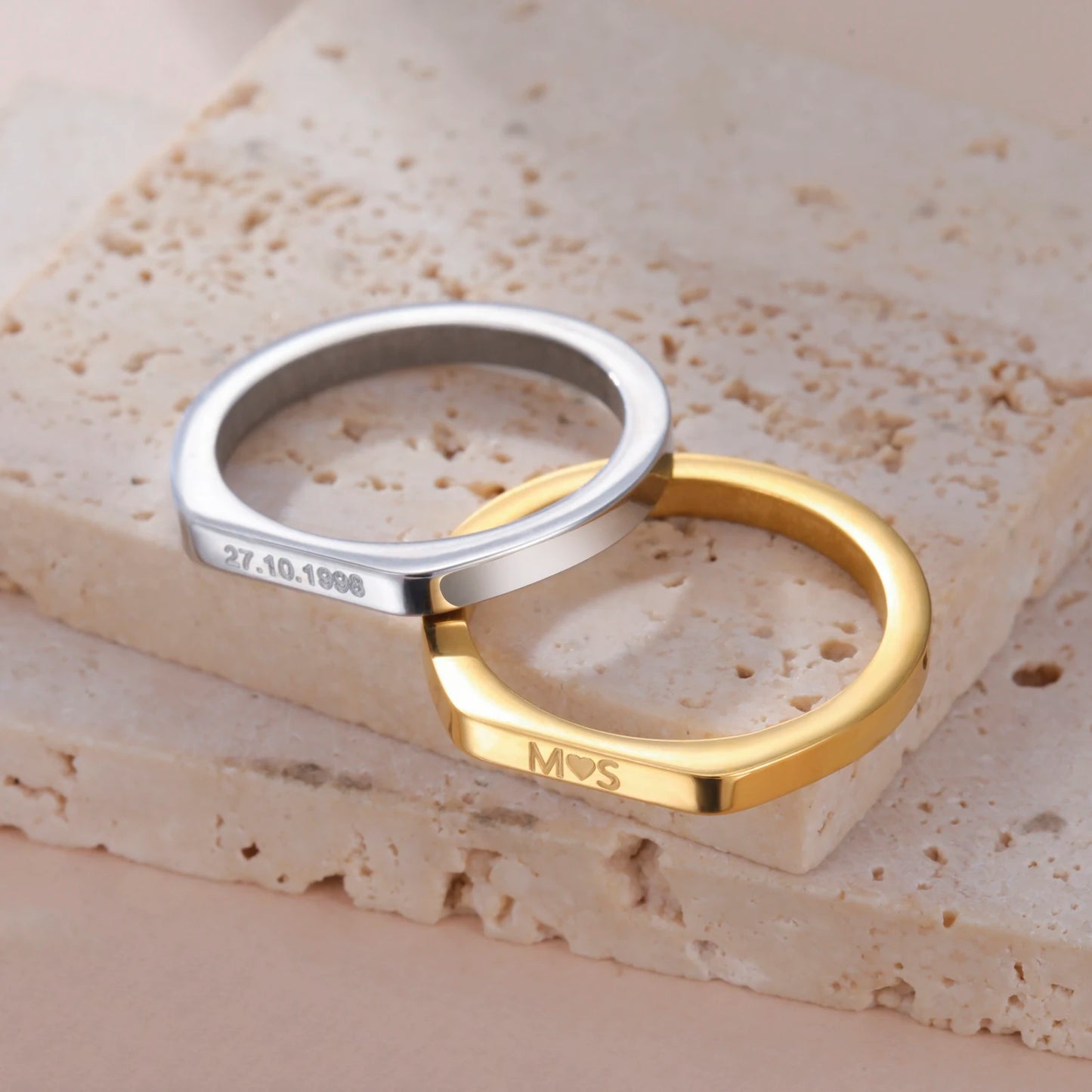 Regale - Bague avec texte et symboles personnalisée