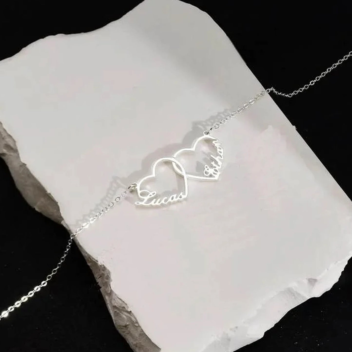 Pretiosa - Collier avec prénoms et cœurs personnalisé