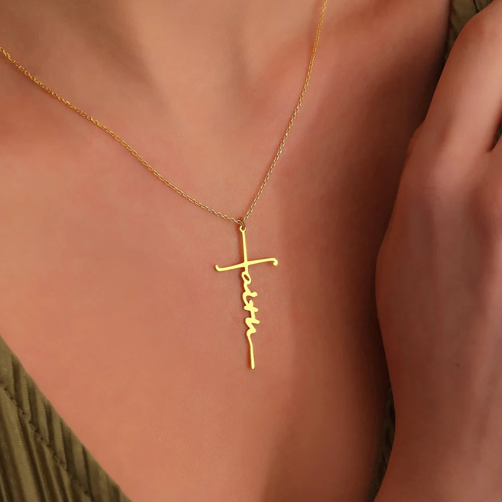 Fides - Collier en croix avec prénom personnalisé