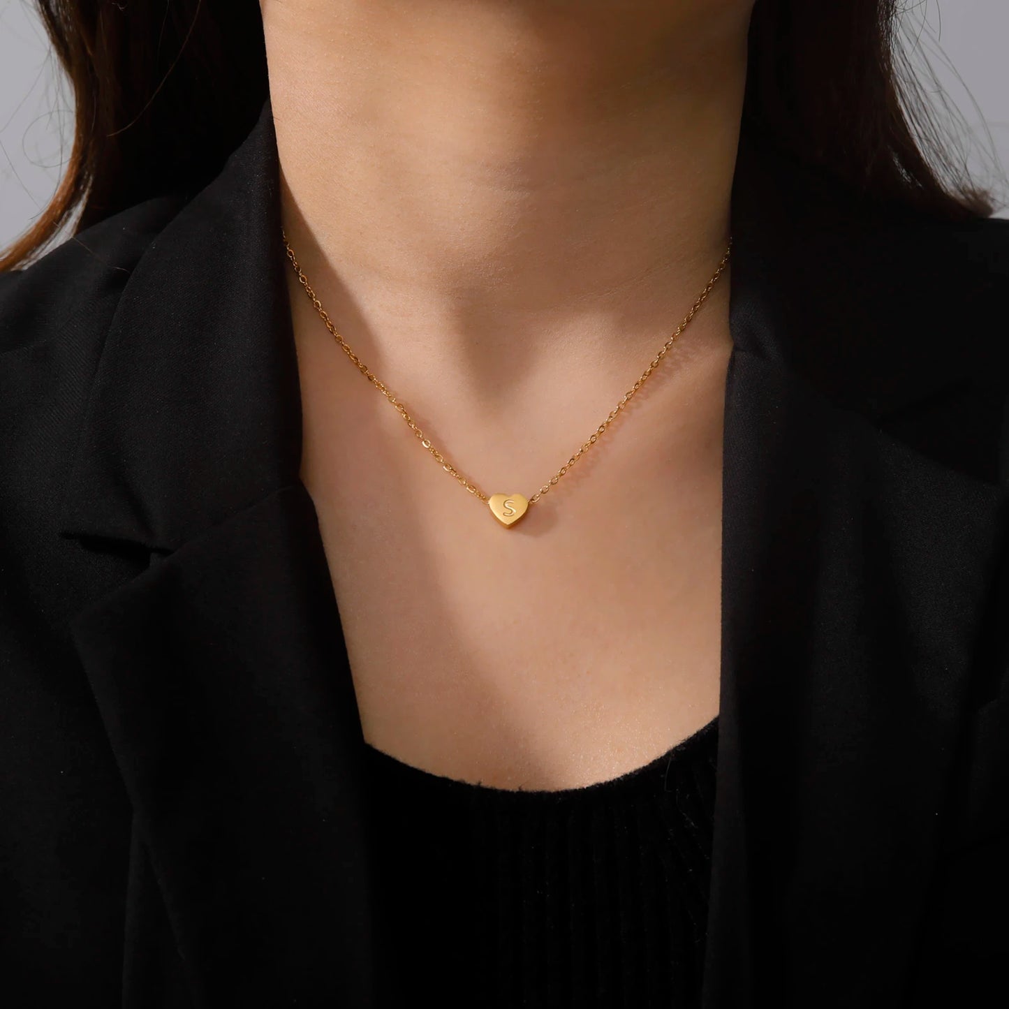 Lumen - Collier cœur avec lettre personnalisé